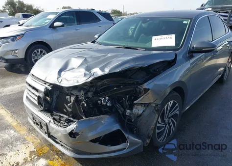 2020 Volkswagen Passat 2.0T Se from USA, damaged, VIN 1VWSA7A35LC015780